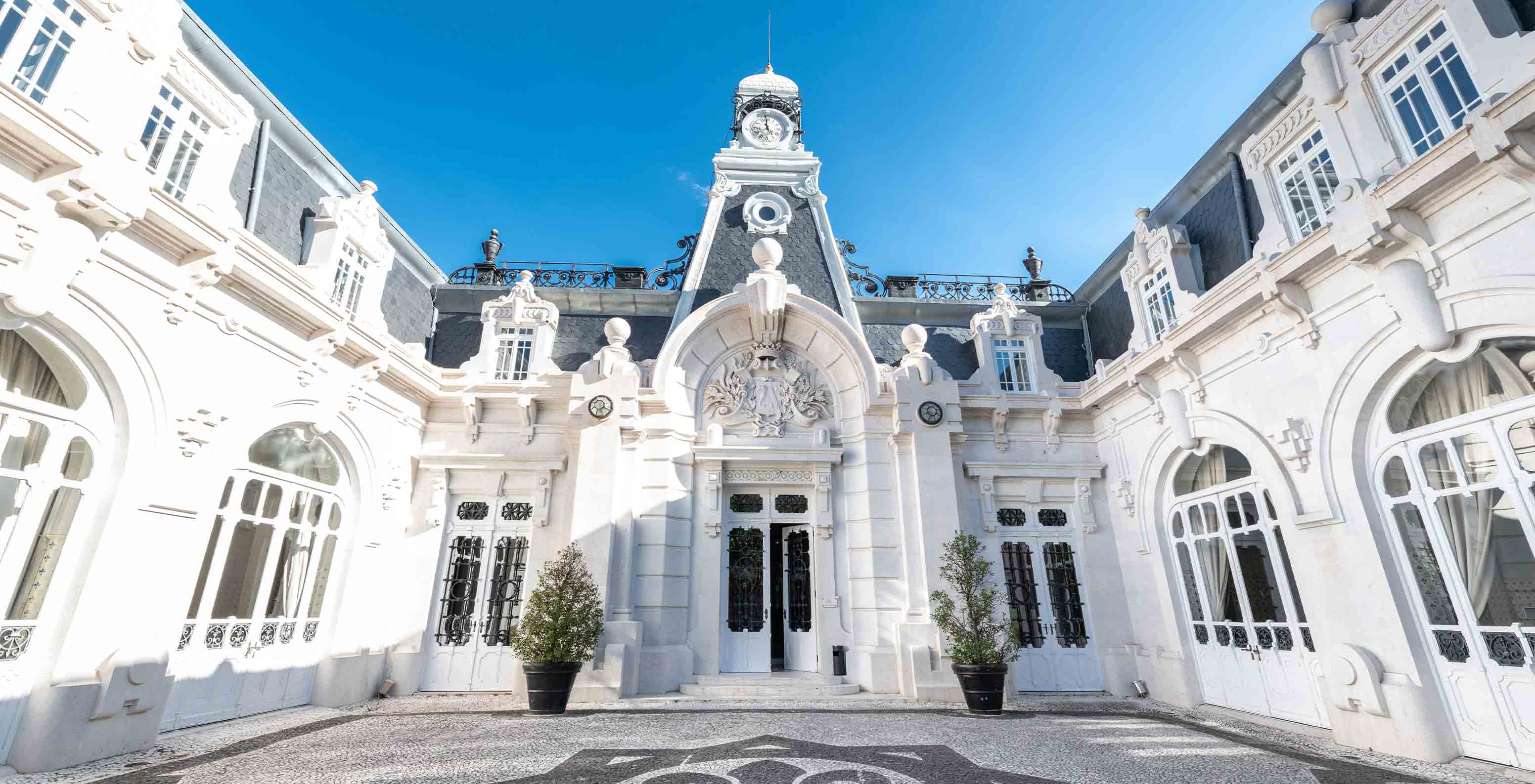 Pestana Palace Lisboa Pferdehof, Außenbereich mit historischer Architektur und elegantem Ambiente	