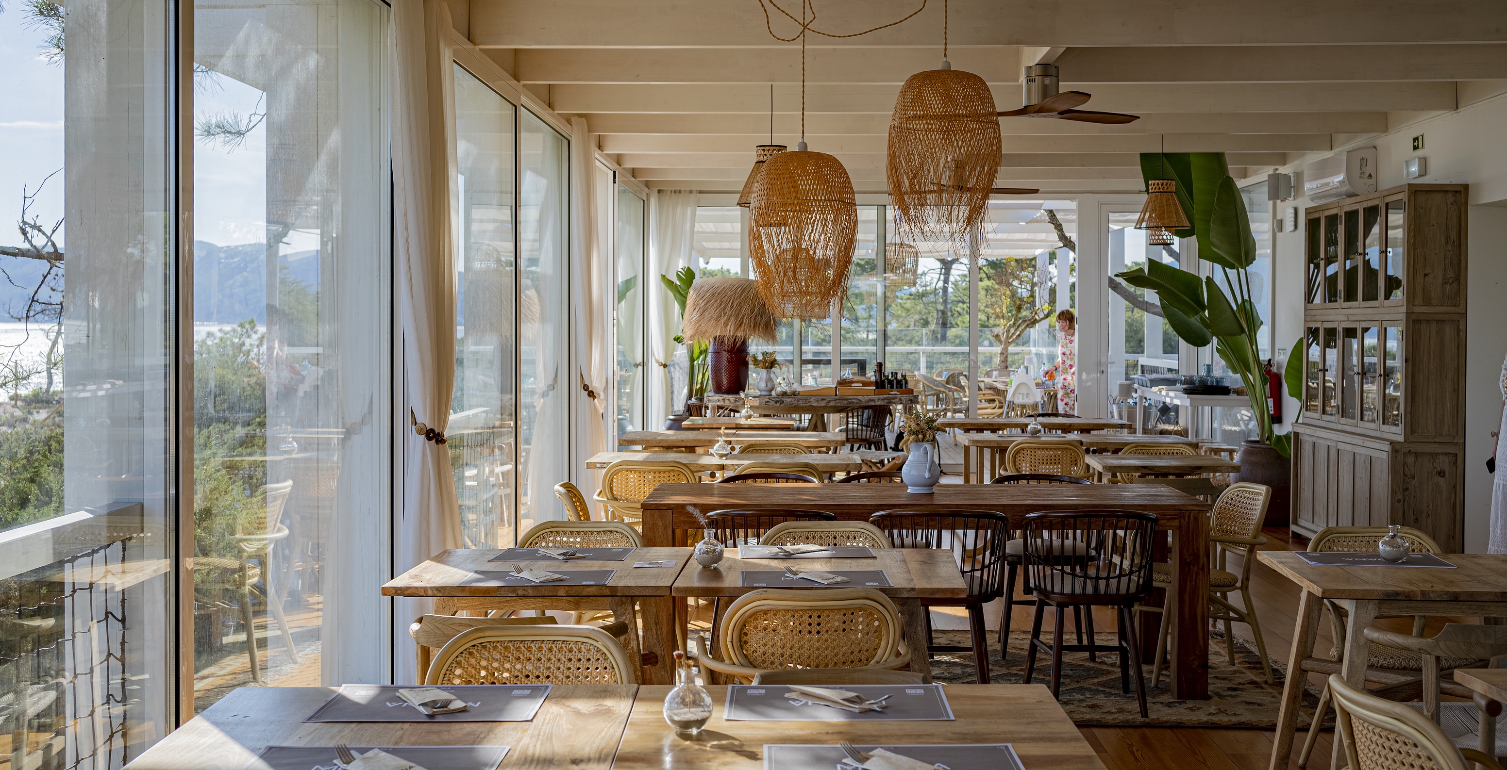 The Moana Beach Club restaurant at the Eco Resort 10 Minutes from Praia da Comporta has a well-decorated and bright space