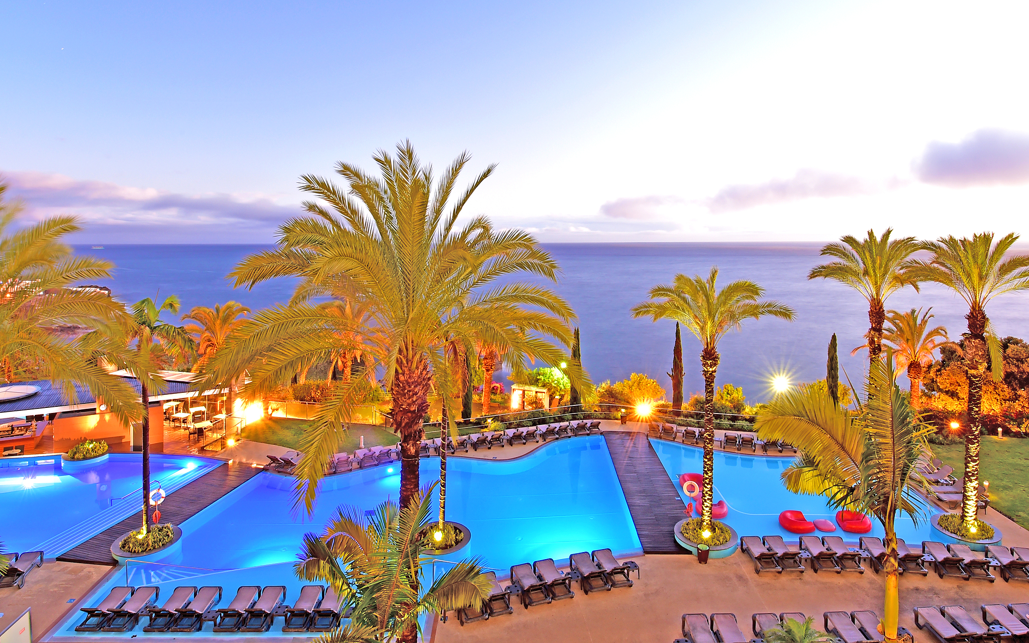 View of the pool at Pestana Promenade, a hotel in Madeira, near the beach and the Lido, with a sea view