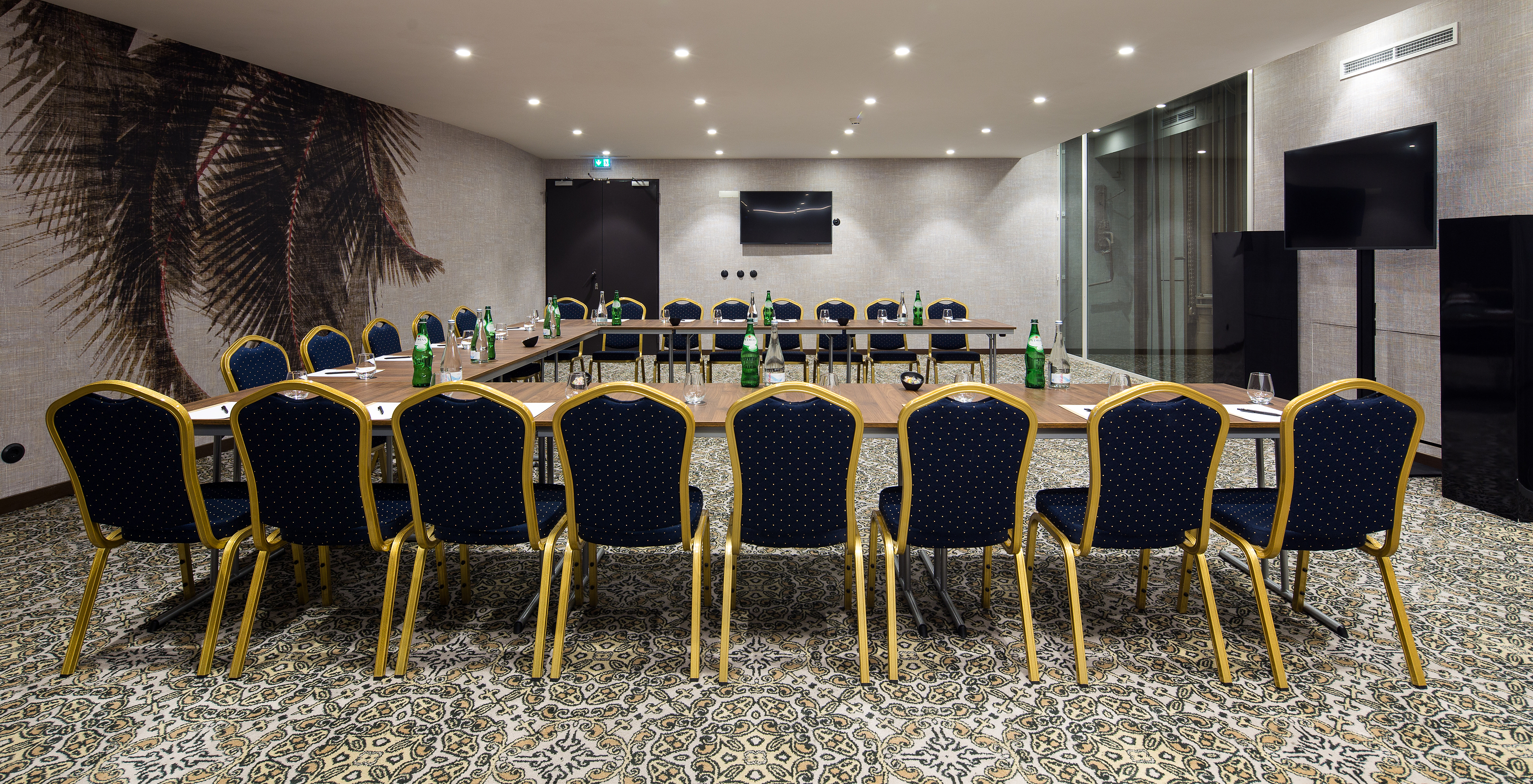 Pestana Porto - A Brasileira, a 5-star hotel in Porto, has two fully equipped meeting rooms