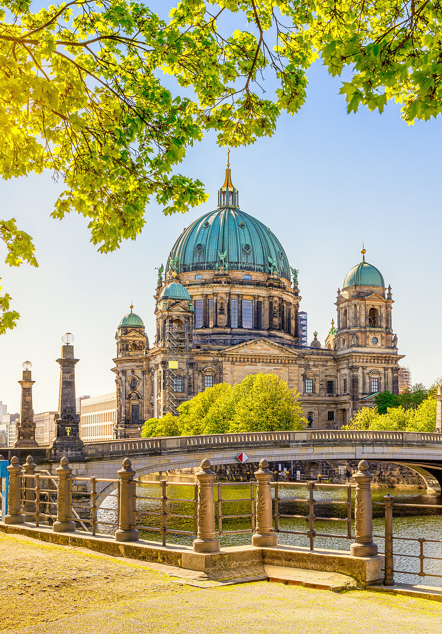 Discover Germany and explore historical landmarks, renowned museums, and the cultural life of Berlin.