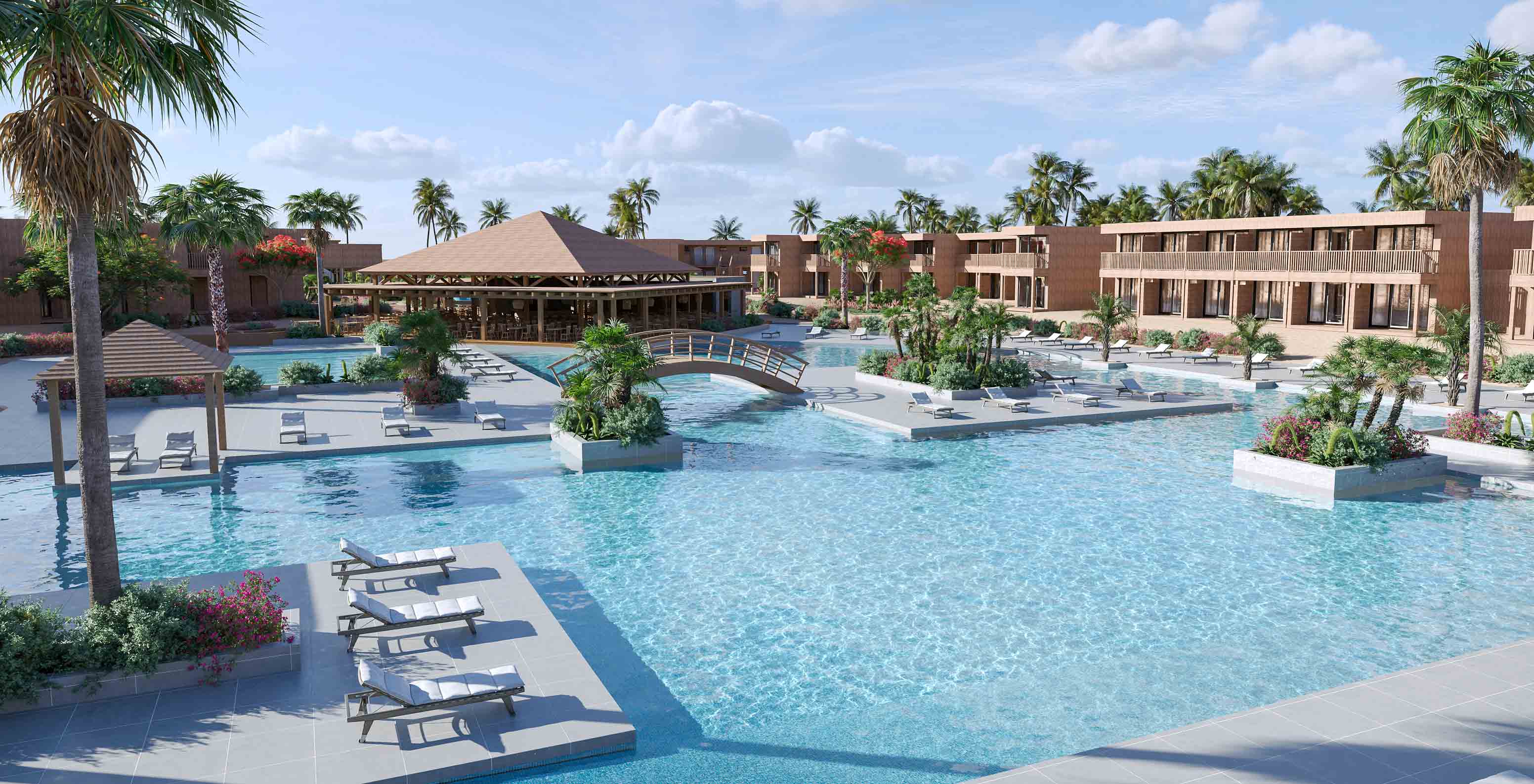 Piscina exterior com espreguiçadeiras, palmeiras e ponte de madeira no Pestana Dunas Porto Santo