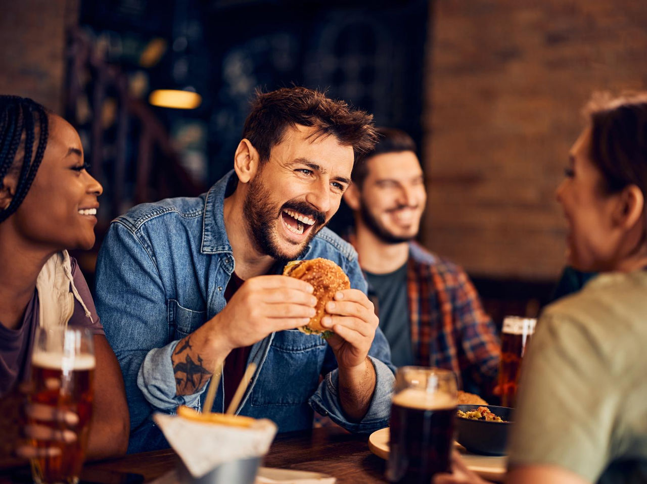 Het restaurant Pausa Burger, van het Romantische Hotel in Funchal, Madeira, heeft hamburgers en friet